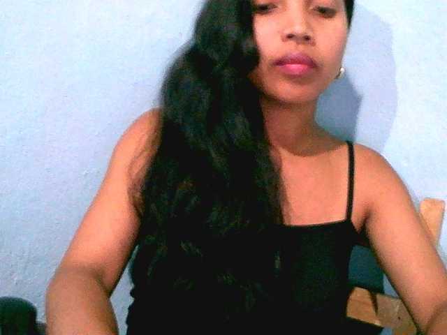 Eva-011 live cam on BongaCams