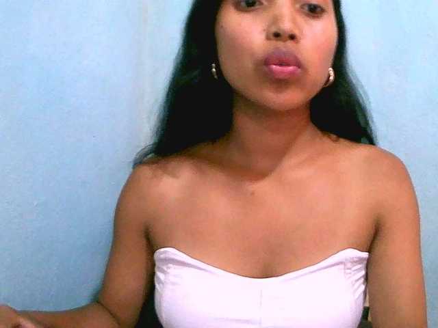 Eva-011 live cam on BongaCams
