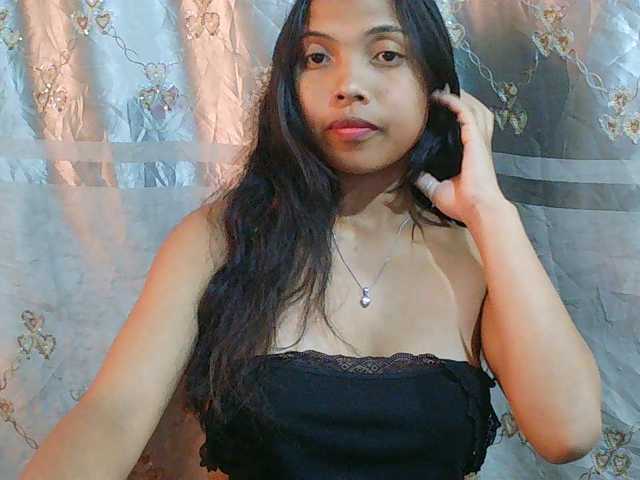Eva-011 live cam on BongaCams