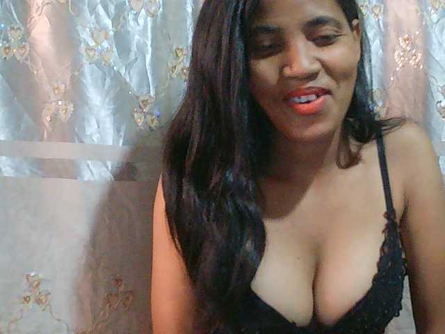 Eva-011 live cam on BongaCams