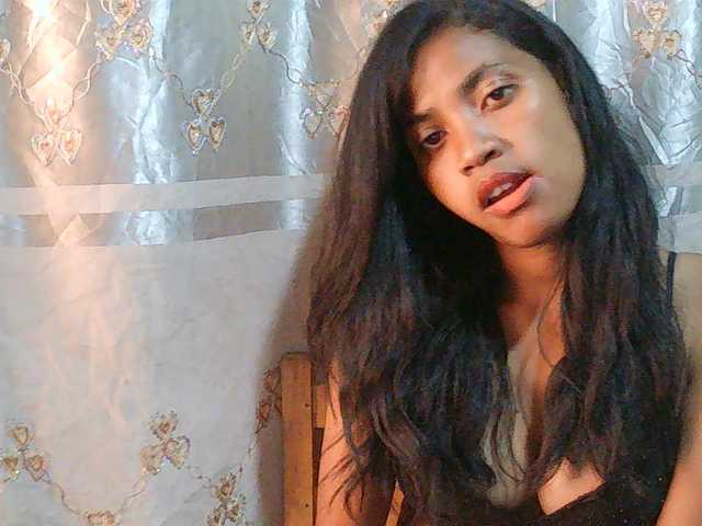 Eva-011 live cam on BongaCams