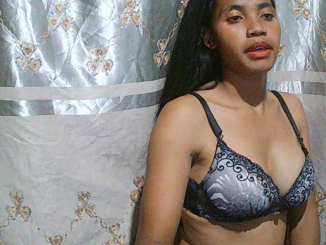 Eva-011 live cam on BongaCams