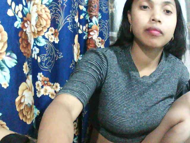 Eva-011 live cam on BongaCams