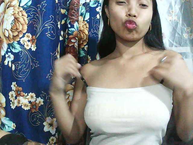 Eva-011 live cam on BongaCams