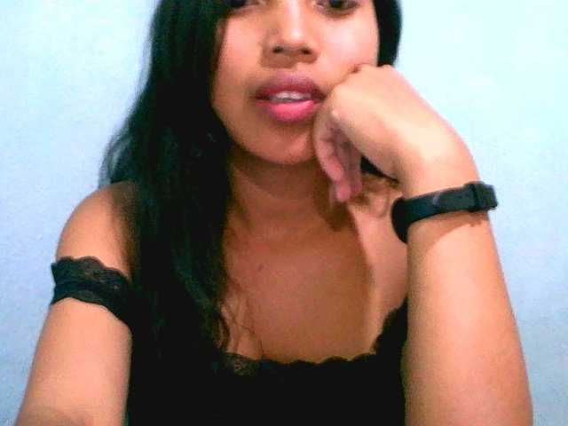 Eva-011 live cam on BongaCams