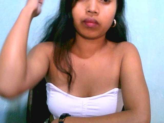 Eva-011 live cam on BongaCams