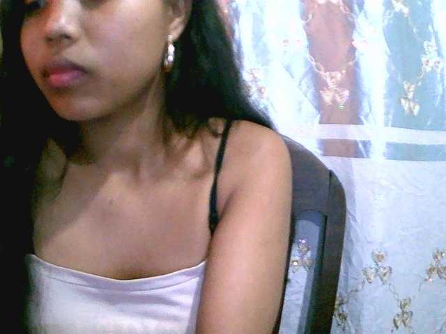 Eva-011 live cam on BongaCams