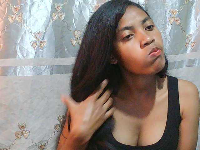 Eva-011 live cam on BongaCams