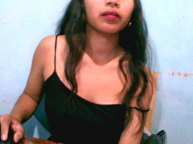 Eva-011 live cam on BongaCams