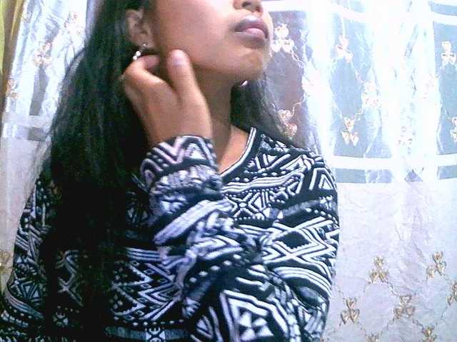 Eva-011 live cam on BongaCams