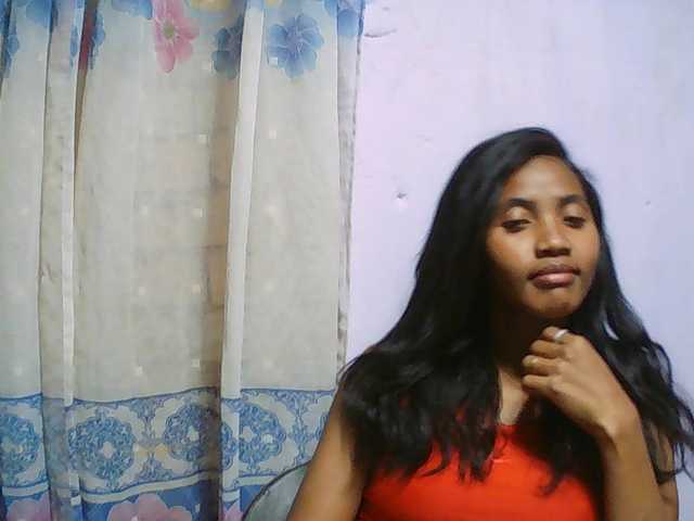 Eva-011 live cam on BongaCams