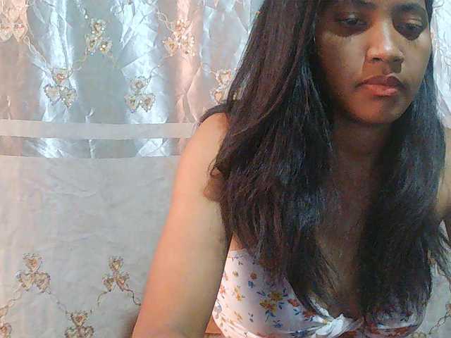 Eva-011 live cam on BongaCams