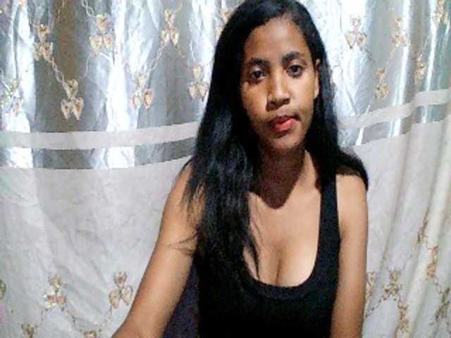 Eva-011 live cam on BongaCams