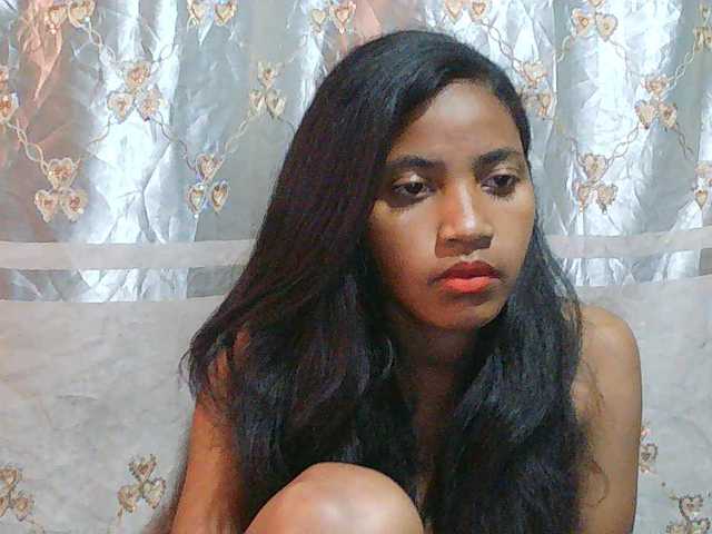 Eva-011 live cam on BongaCams