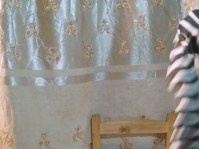 Eva-011 live cam on BongaCams