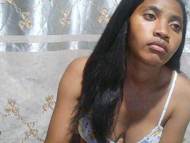 Eva-011 live cam on BongaCams