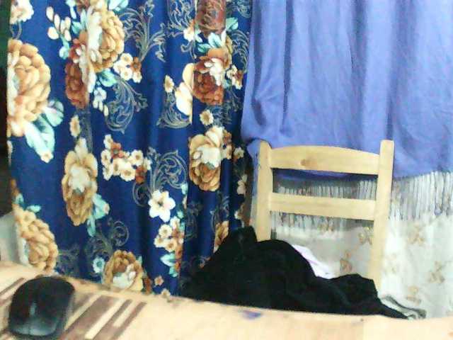Eva-011 live cam on BongaCams
