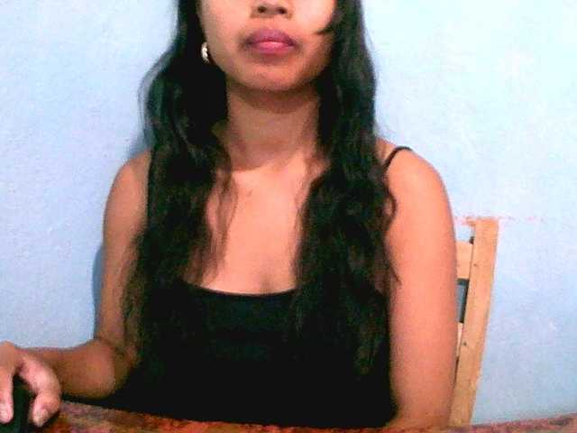 Eva-011 live cam on BongaCams