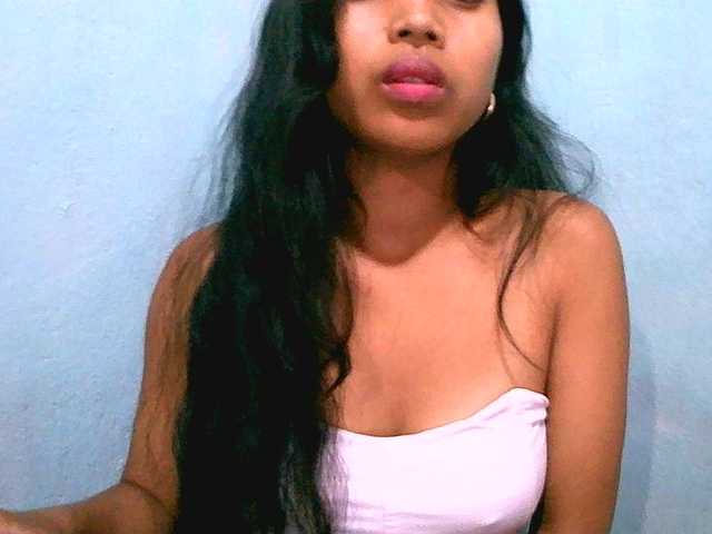 Eva-011 live cam on BongaCams