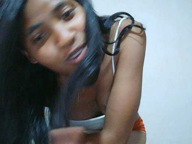Eva-011 live cam on BongaCams