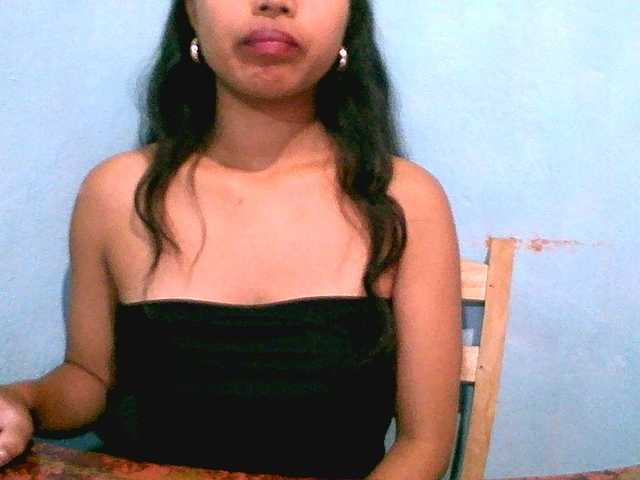 Eva-011 live cam on BongaCams