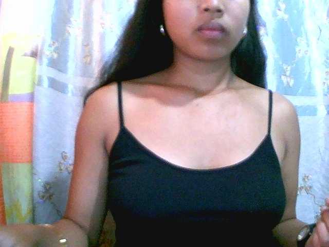 Eva-011 live cam on BongaCams