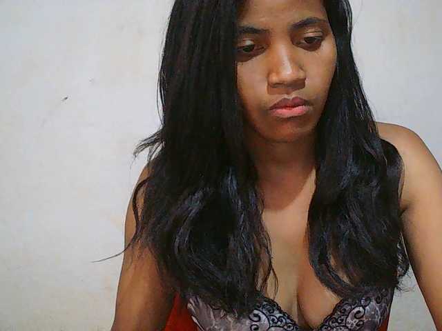 Eva-011 live cam on BongaCams