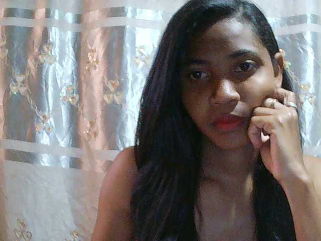 Eva-011 live cam on BongaCams