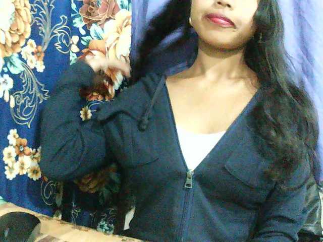 Eva-011 live cam on BongaCams