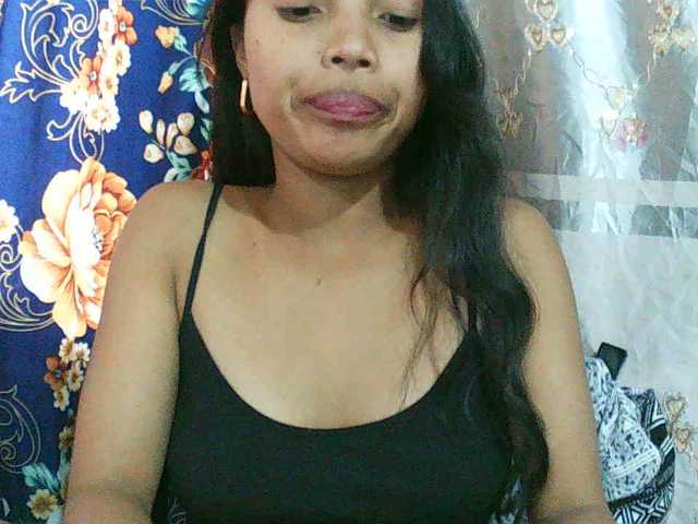 Eva-011 live cam on BongaCams
