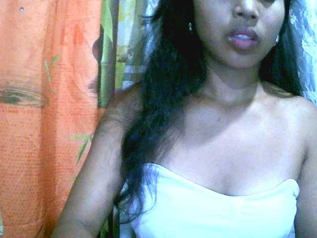 Eva-011 vous attend pour discuter, flirter et plus sur bongacams