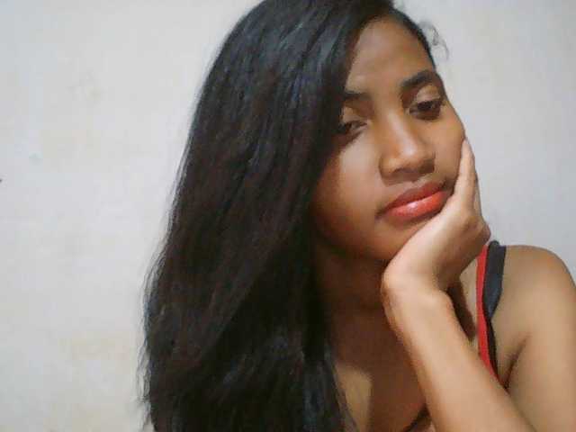 Eva-011 live cam on BongaCams