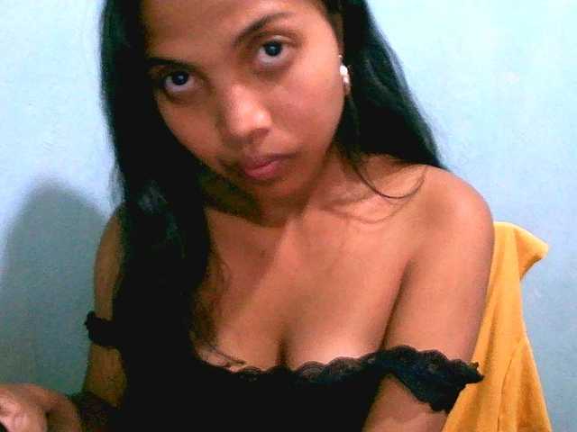 Eva-011 live cam on BongaCams