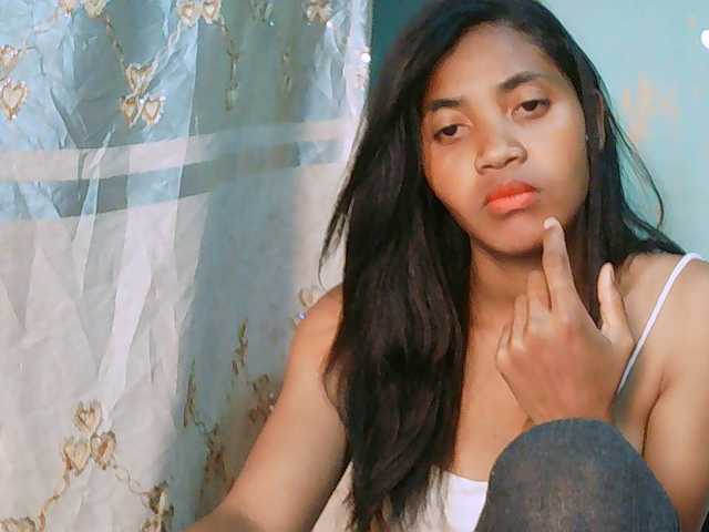 Eva-011 live cam on BongaCams