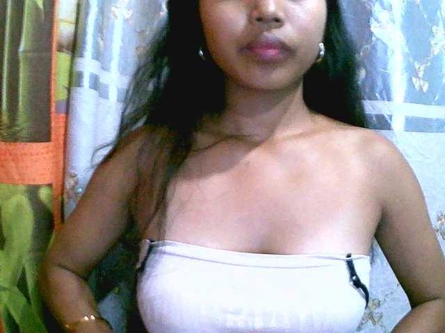 Eva-011 live cam on BongaCams
