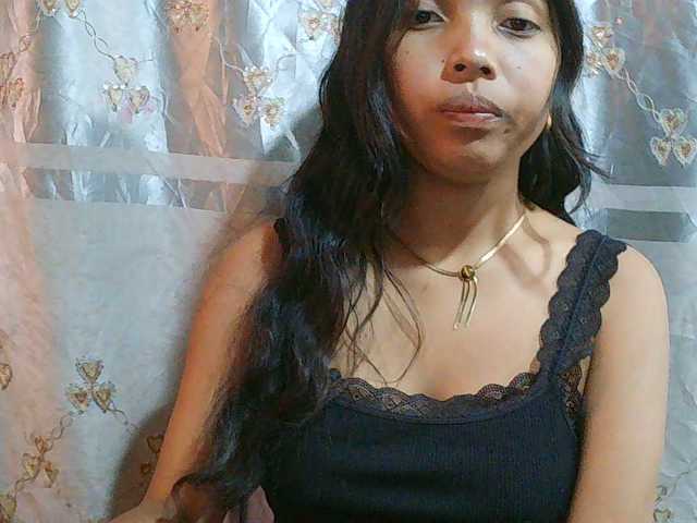 Eva-011 live cam on BongaCams