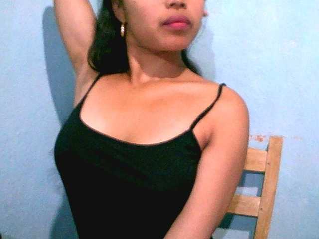 Eva-011 live cam on BongaCams