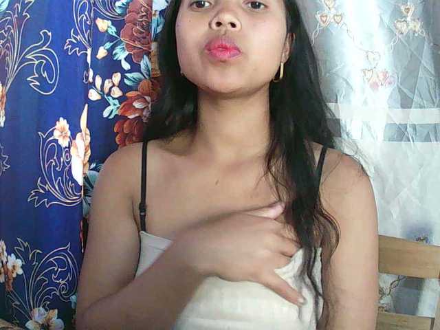 Eva-011 live cam on BongaCams