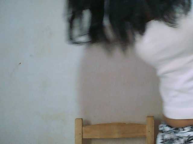 Eva-011 live cam on BongaCams
