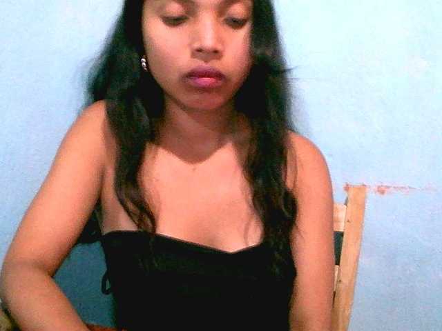 Eva-011 live cam on BongaCams