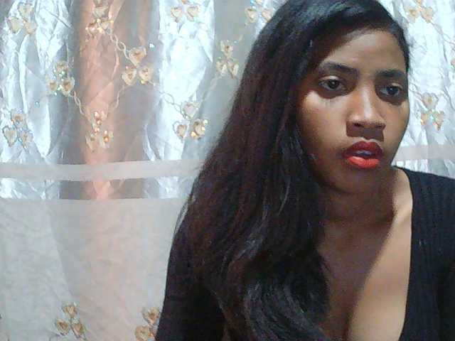 Eva-011 live cam on BongaCams
