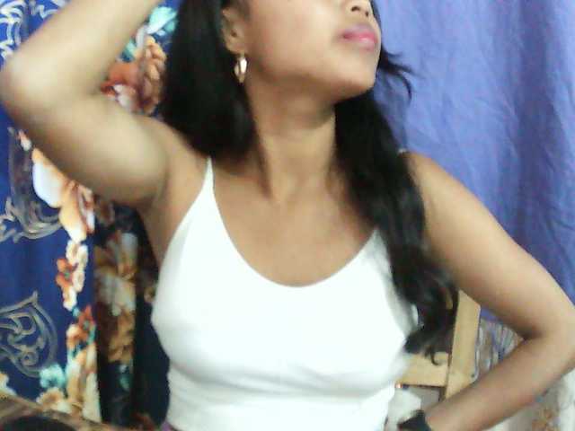 Eva-011 live cam on BongaCams