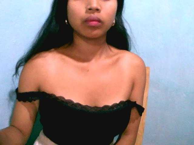 Eva-011 live cam on BongaCams