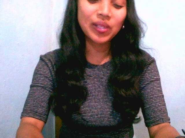 Eva-011 live cam on BongaCams