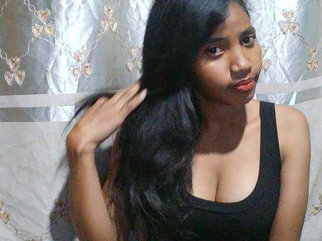 Eva-011 live cam on BongaCams