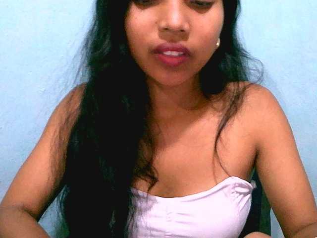 Eva-011 live cam on BongaCams