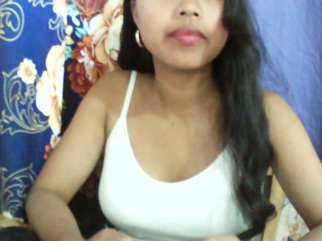 Eva-011 live cam on BongaCams