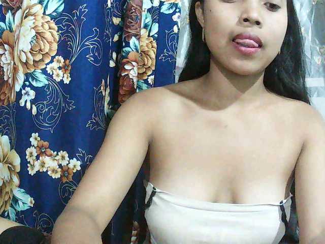 Eva-011 live cam on BongaCams