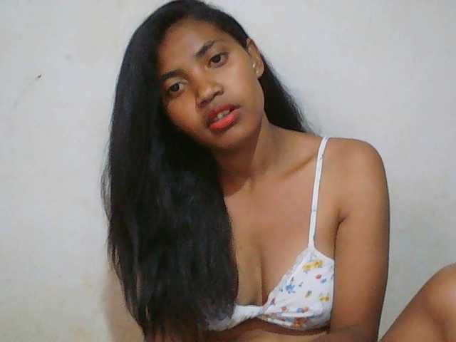 Eva-011 live cam on BongaCams