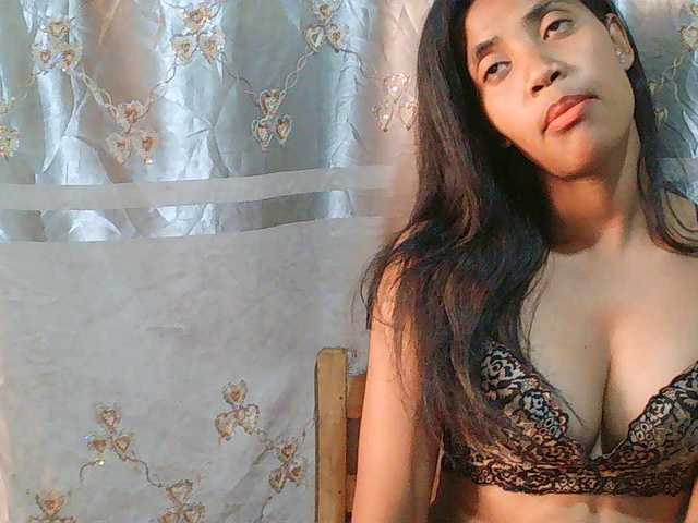 Eva-011 live cam on BongaCams